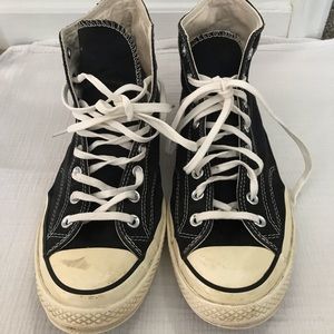 Men’s vintage converse high tops